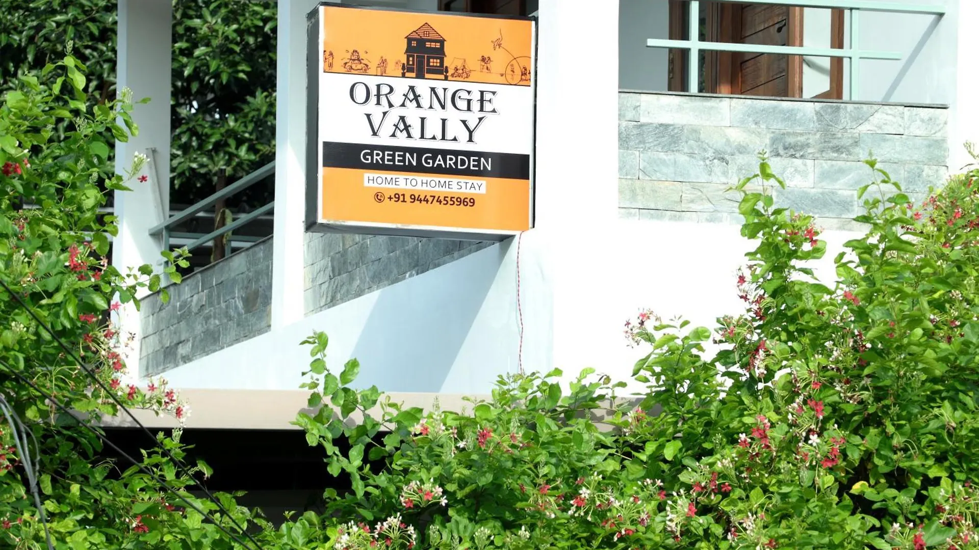 Orange Valley Green Garden Apartment Kochi Homestay